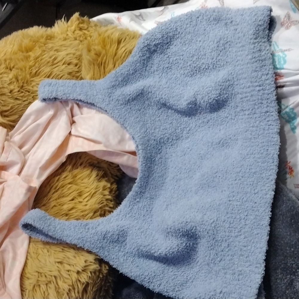 Fluffy crop top ° sleepwear ° medium ° light blue ° comfortable